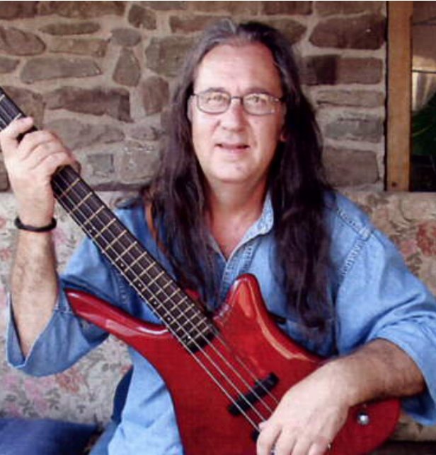 Stuart 'Mac' McDonald - Bass Player